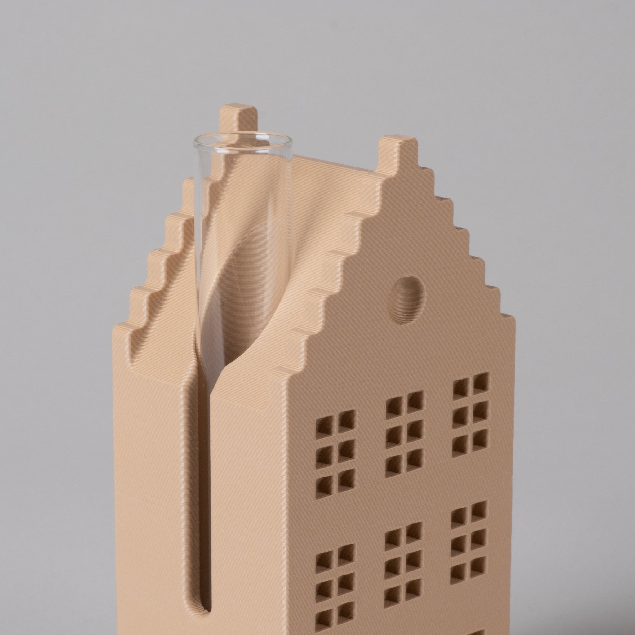 Canal House Vase with Stepped Gable | Slimprint