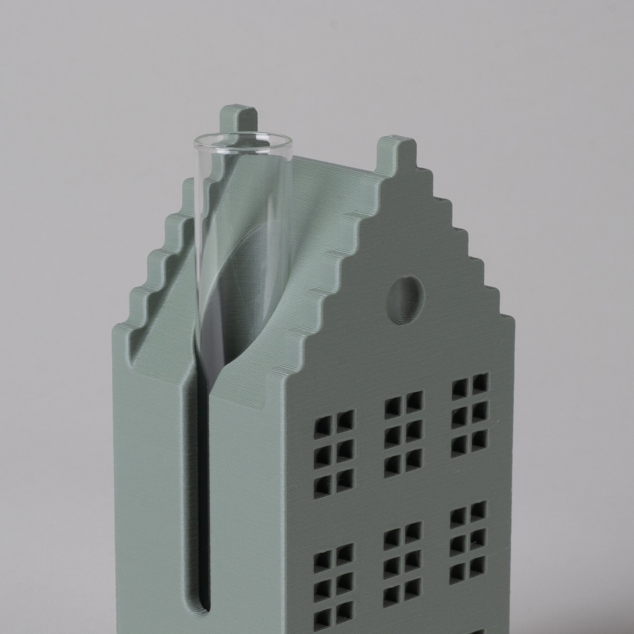 Canal House Vase with Stepped Gable | Slimprint