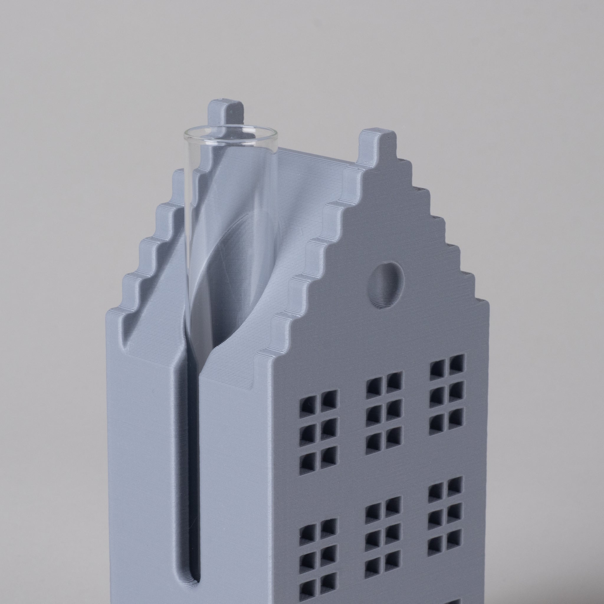 Canal House Vase with Stepped Gable | Slimprint